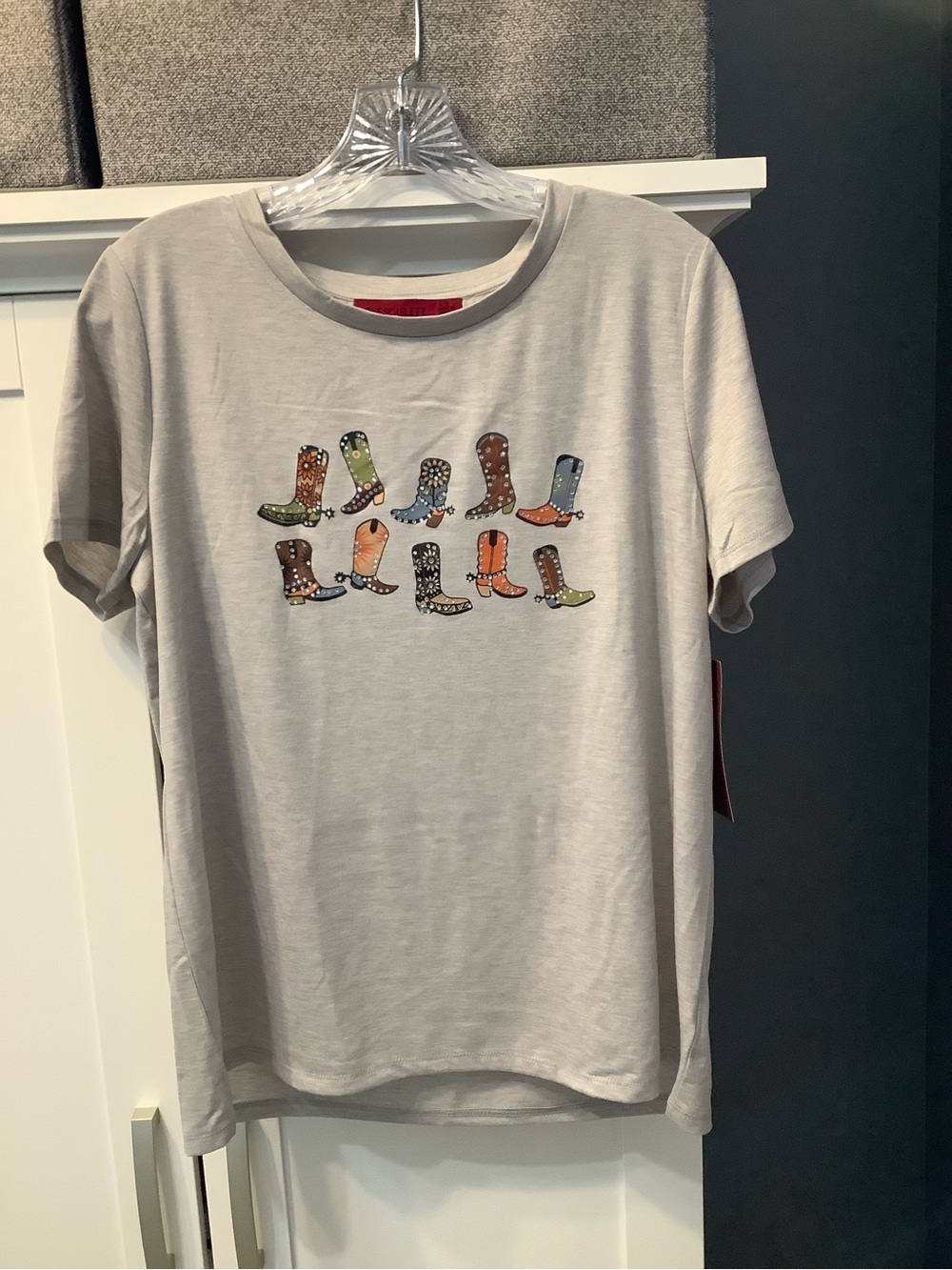 Love Scarlett Light Gray Short Sleeve Tee with Colorful Cowgirl Boots Motif NWT